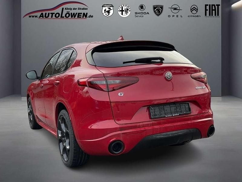 Gebraucht Alfa Romeo Stelvio Veloce 280 PS (205 kW) 2022 Rot SUV
