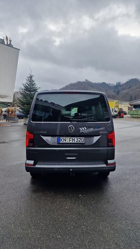 Używany VW Multivan Comfortline 204 KM (150 kW) 2022 Minivan