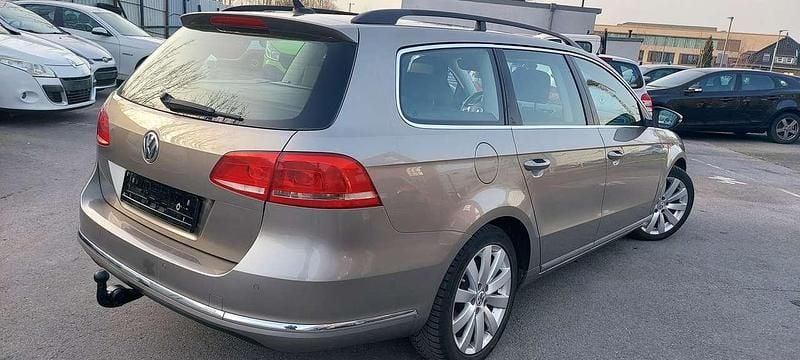 Gebraucht VW Passat Comfortline 140 PS (102 kW) 2013 Light brown metallic Kombi