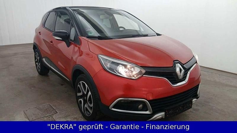 Używany Renault Captur XMOD 90 KM (66 kW) 2016 Czerwony SUV