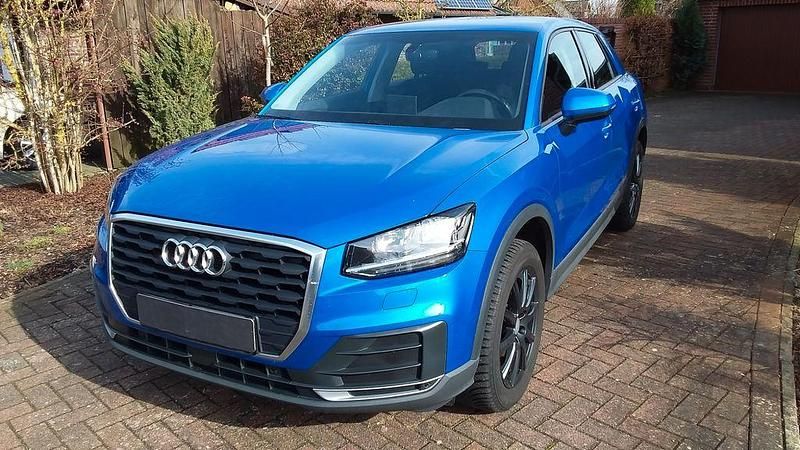 Gebraucht Audi Q2 116 PS (85 kW) 2018 Blau SUV