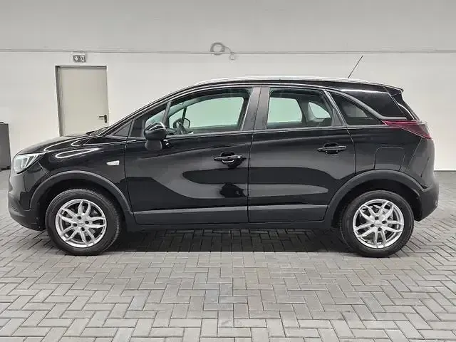 Gebraucht Opel Crossland Edition 131 PS (96 kW) 2020 Diamant schwarz/karbon schwarz SUV