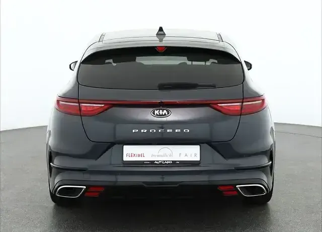 Gebraucht Kia ProCeed GT 204 PS (150 kW) 2021 Grau Kombi