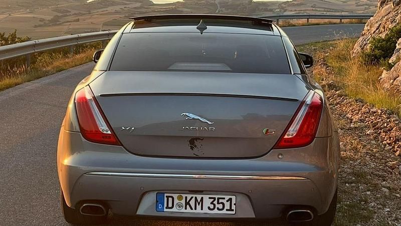 Gebraucht Jaguar XJ S 275 PS (202 kW) 2012 Grau Limousine