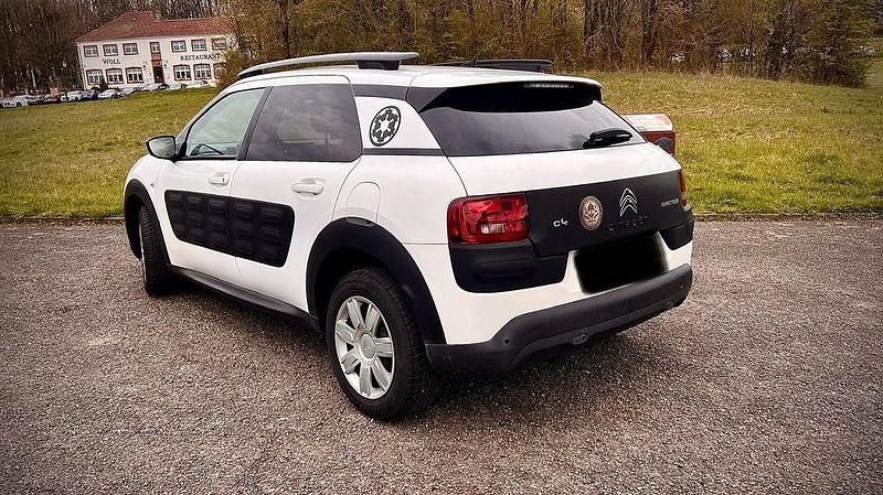 Gebraucht Citroën C4 110 PS (80 kW) 2015 Weiß Limousine