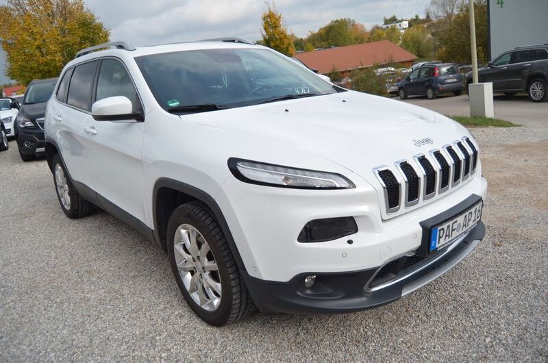 Weiß Gebraucht 2015 Jeep Cherokee Limited SUV | 12.500 € (Fairer Preis) - Bild 1/4