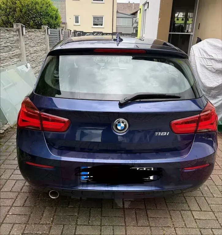 Gebraucht BMW 118 136 PS (100 kW) 2019 Blau Limousine