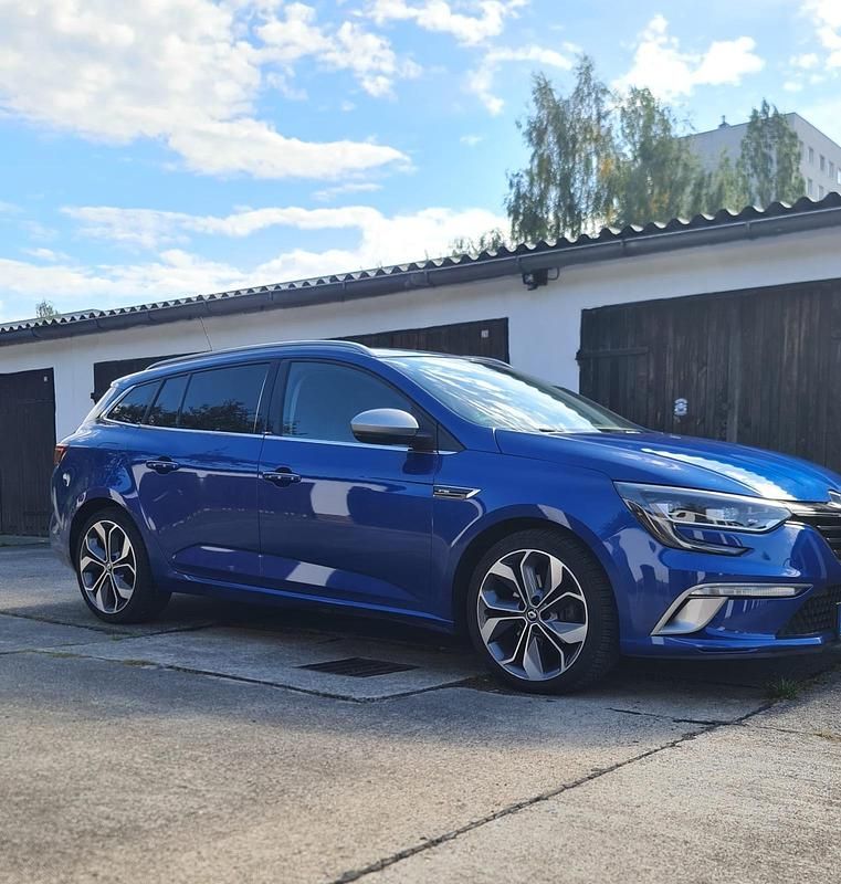 Blau Gebraucht 2016 Renault Mégane GT Line GT-Line Kombi | 11.900 € (Etwas zu teuer) - Bild 1/4