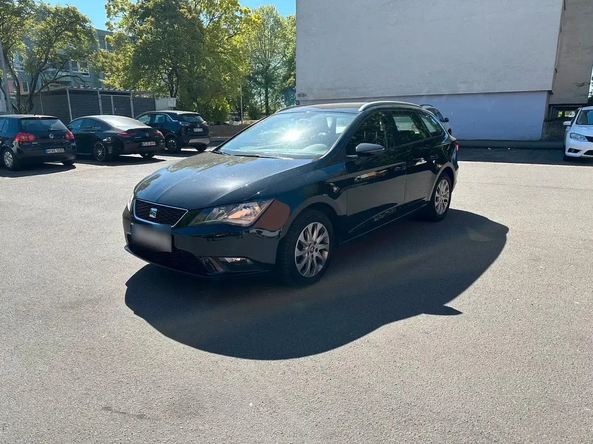 Second-hand Seat Leon ST 110 CP (80 kW) 2016 Negru Break