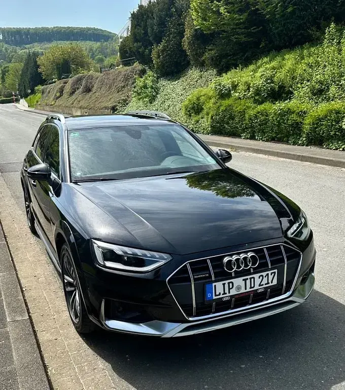 Gebraucht Audi A4 Allroad Sport 245 PS (180 kW) 2020 Schwarz Kombi