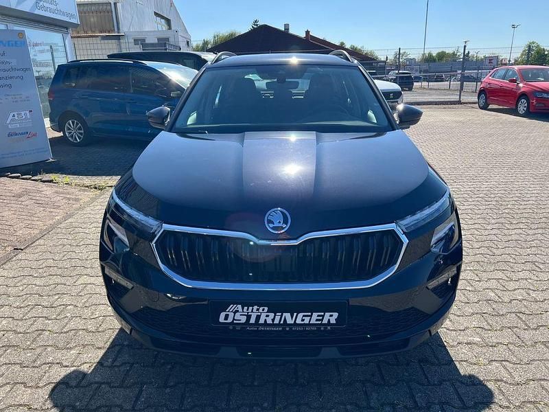 Neu Skoda Kamiq Essence 116 PS (85 kW) 2026 Schwarz SUV