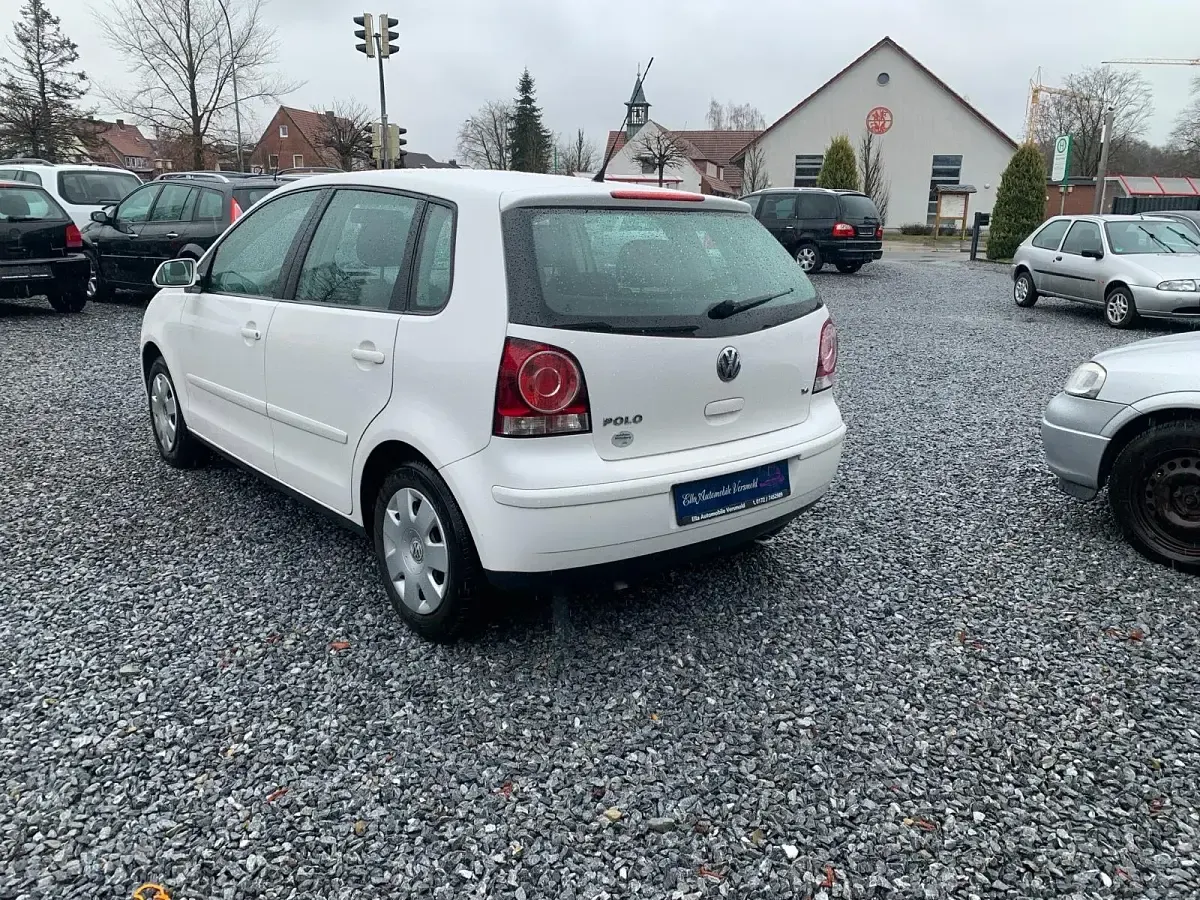 Gebraucht VW Polo 80 PS (58 kW) 2008 Weiß Kleinwagen