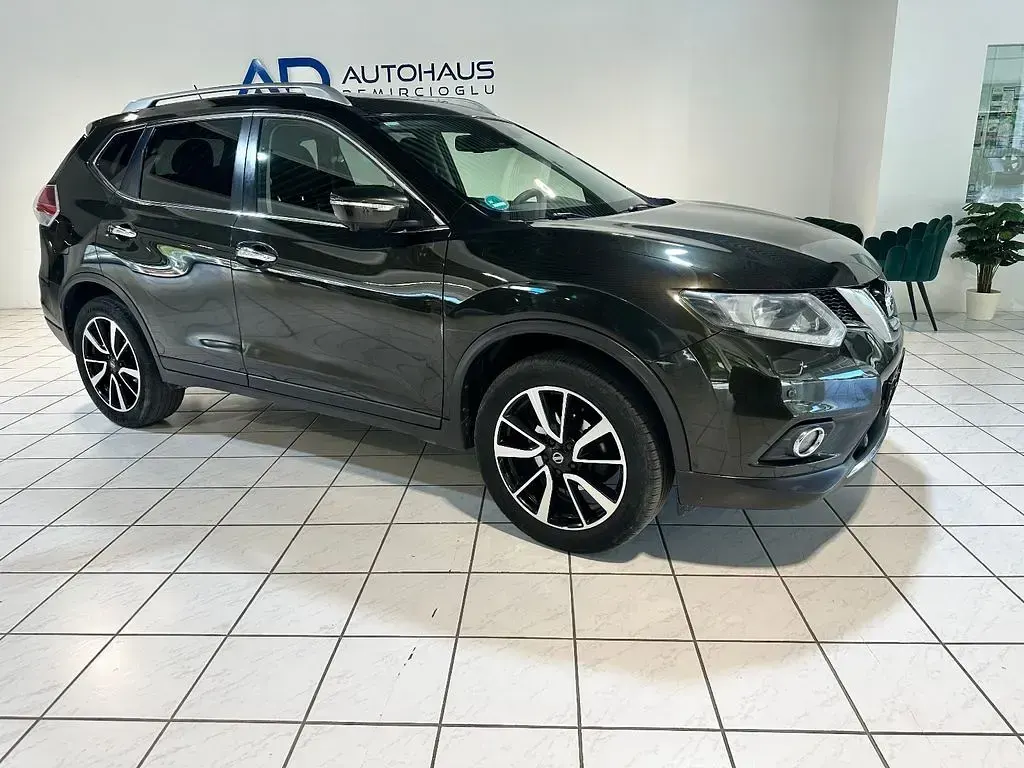 Gebraucht Nissan X-Trail Acenta 131 PS (96 kW) 2016 Grün SUV