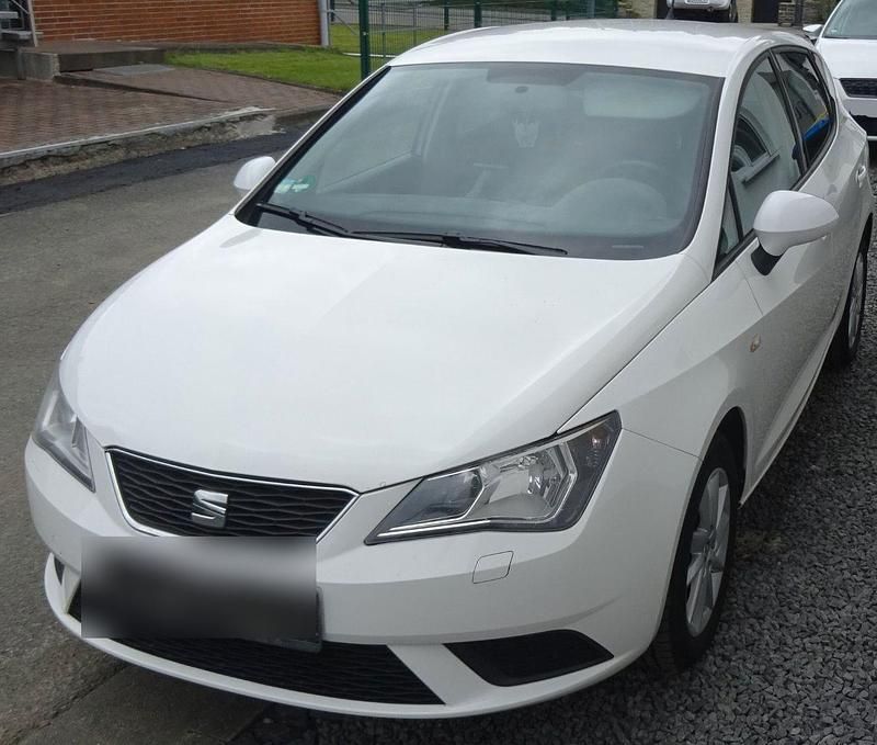 Weiß Gebraucht 2014 Seat Ibiza Style Kleinwagen | 2.850 € (Superpreis) - Bild 1/4