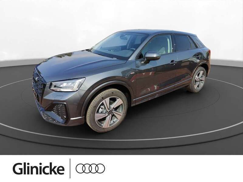 Daytonagrau perleffekt Gebraucht 2024 Audi Q2 S-Line SUV | 35.645 € (Teuer) - Bild 1/4