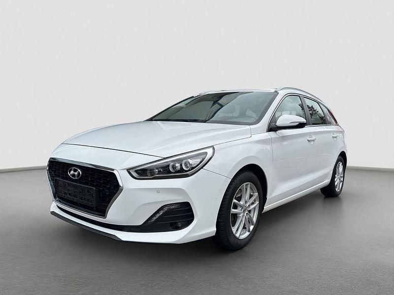 Gebraucht Hyundai i30 YES! 140 PS (102 kW) 2019 Weiß Kombi