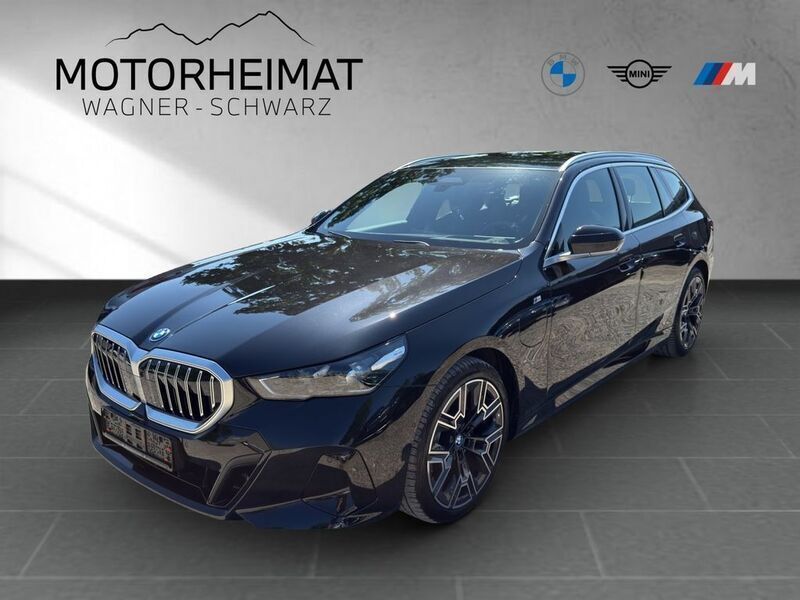 Schwarz Gebraucht 2025 BMW 530e M Sport Kombi | 72.471 € - Bild 1/2