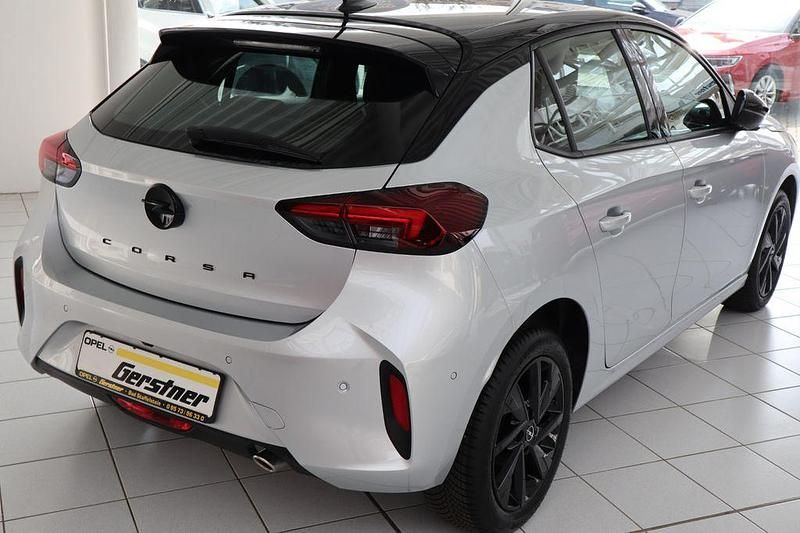 Gebraucht Opel Corsa 101 PS (74 kW) 2024 Silber Limousine