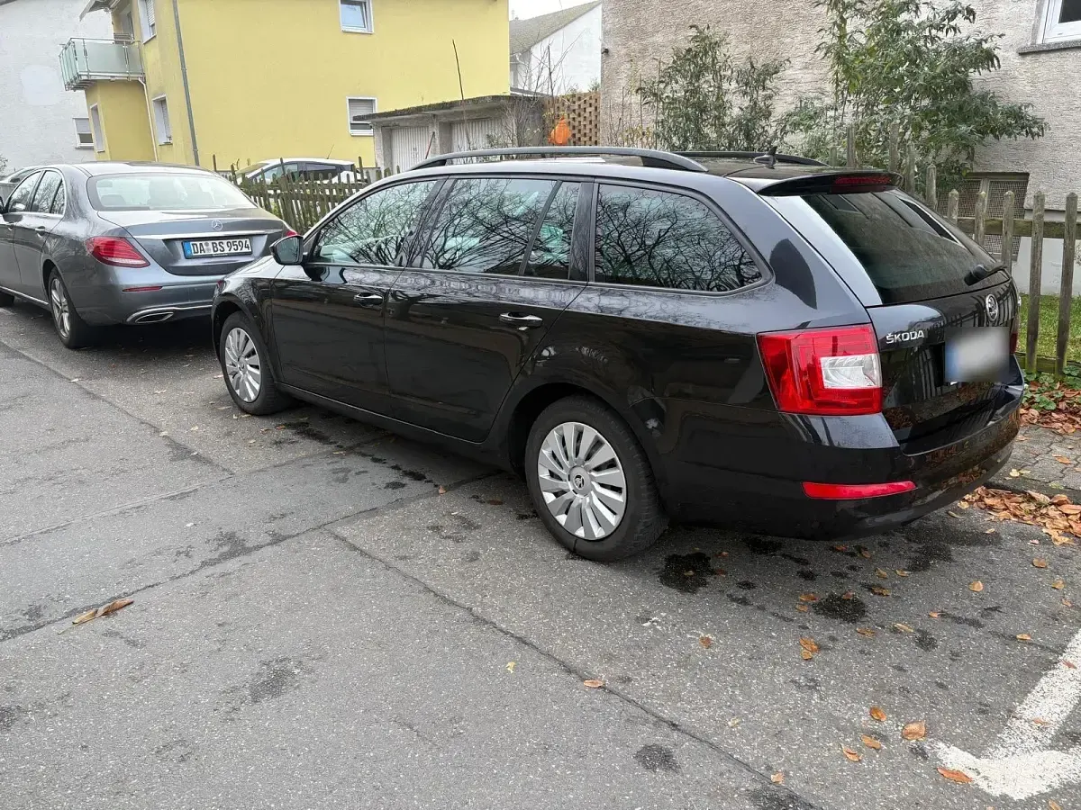 Gebraucht Skoda Octavia 110 PS (80 kW) 2015 Schwarz Kombi