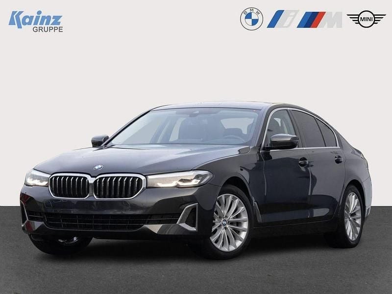 Sophistograu brillanteffekt Gebraucht 2021 BMW 520 Luxury Line Limousine | 33.490 € (Teuer) - Bild 1/4