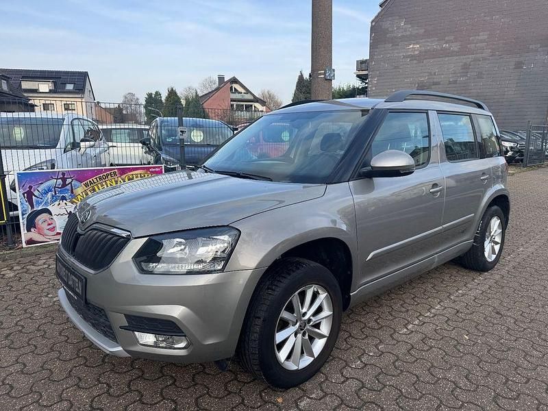 Beige Gebraucht 2017 Skoda Yeti SUV | 13.990 € (Fairer Preis) - Bild 1/4