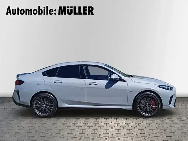 Gebraucht BMW 220 M Sport 170 PS (125 kW) 2025 Grau Coupé
