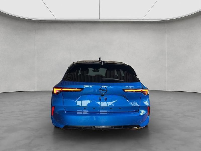 Gebraucht Opel Astra 131 PS (96 kW) 2024 Kobalt blau metallic Kombi