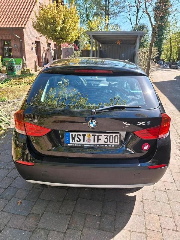 Usado BMW X1 177 CV (130 kW) 2010 Negro SUV