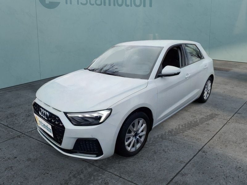 Weiß Gebraucht 2024 Audi A1 Sportback Advanced Kleinwagen | 24.490 € (Teuer) - Bild 1/4