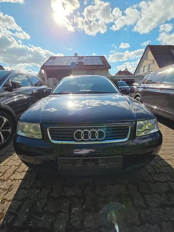 Gebraucht Audi A3 Ambition 102 PS (75 kW) 2000 Blau Kleinwagen