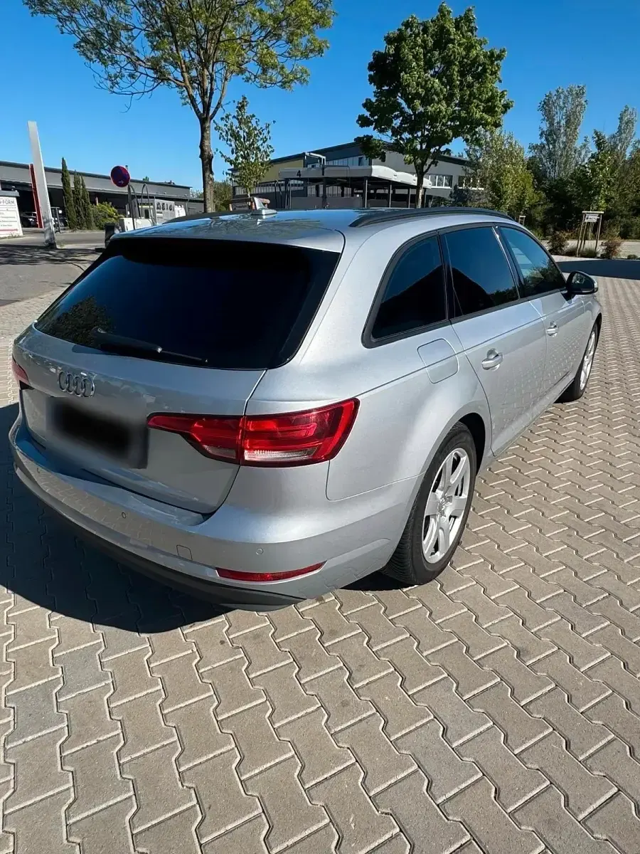 Gebraucht Audi A4 Ambiente 110 PS (80 kW) 2017 Silber Kombi