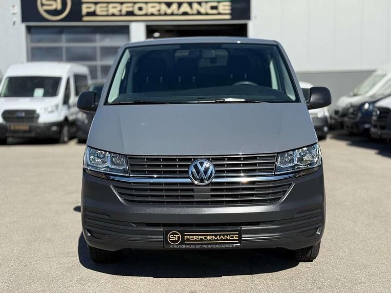 Używany VW Transporter 110 KM (80 kW) 2021 Szary Van