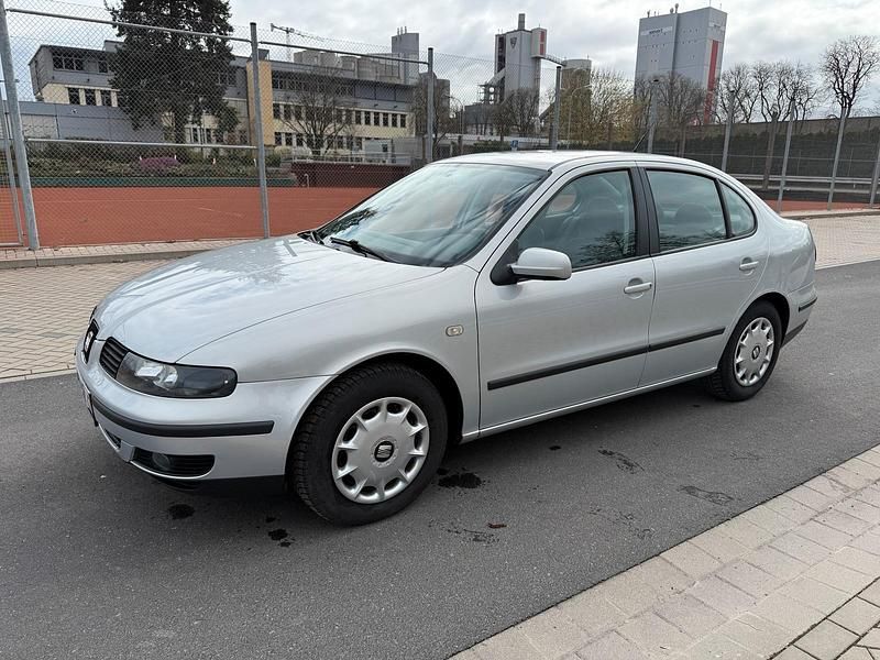 Gebraucht Seat Toledo 125 PS (91 kW) 2000 Silber Limousine
