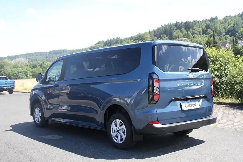 Gebraucht Ford Transit Custom Trend 136 PS (100 kW) 2024 Chromablau metallic Van / Kleinbus