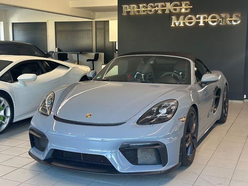 Grau Gebraucht 2023 Porsche 718 Boxster Cabrio | 98.300 € (Fairer Preis) - Bild 1/4