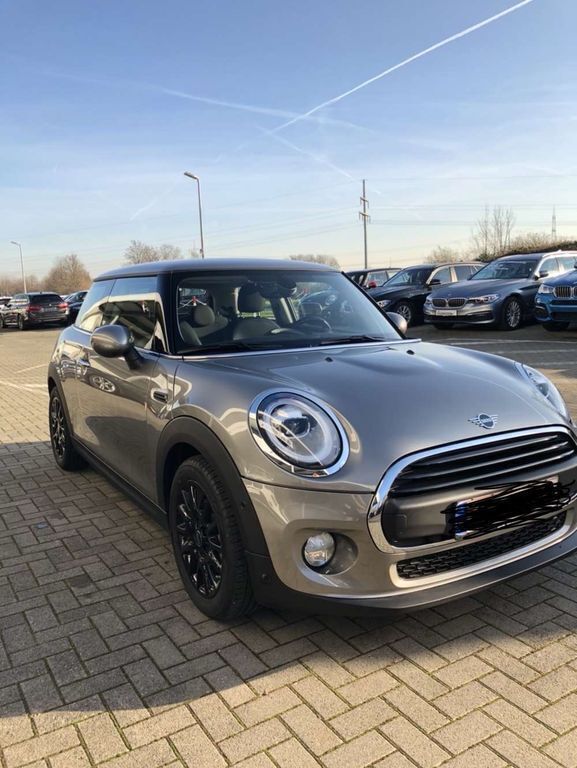 Grau Gebraucht 2018 Mini One D Kleinwagen | 13.499 € (Teuer) - Bild 1/4