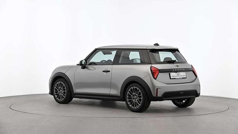 Second-hand Mini Cooper Classic 156 CP (114 kW) 2024 Gri Hatchback