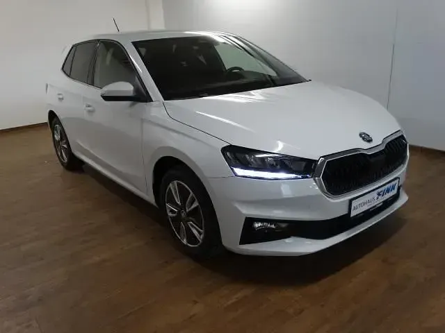 Gebraucht Skoda Fabia Sport 110 PS (80 kW) 2021 Moonweiss metallic Kleinwagen