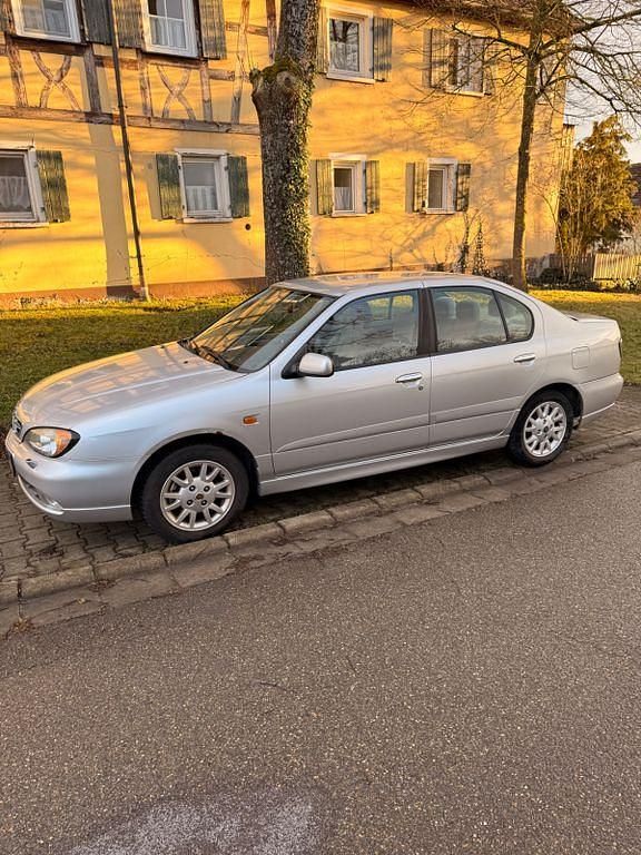 Gebraucht Nissan Primera 114 PS (83 kW) 2000 Silber Kombi