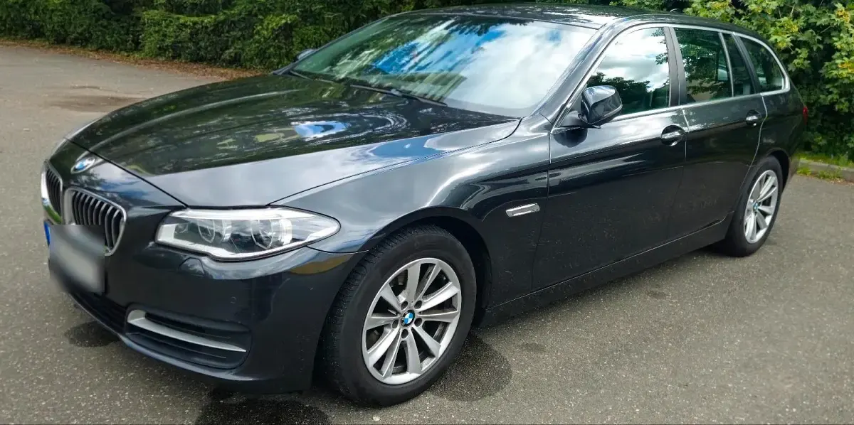 Gebraucht BMW 525 Luxury Line 218 PS (160 kW) 2015 Grau Kombi