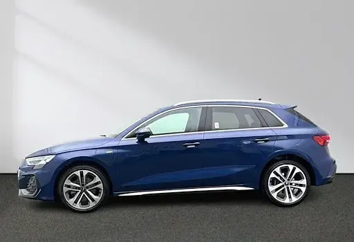Occasion Audi A3 S-Line 204 ch (150 kW) 2025 Bleue Berline
