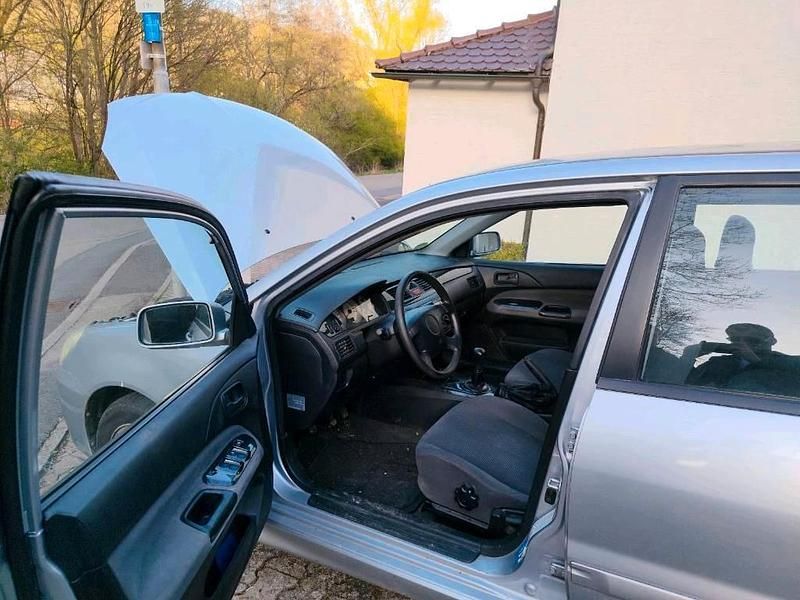 Gebraucht Mitsubishi Lancer 150 PS (110 kW) 2005 Silber Kombi