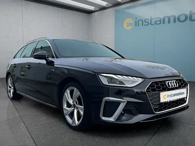 Używany Audi A4 S-Line 150 KM (110 kW) 2025 Czarny Kombi