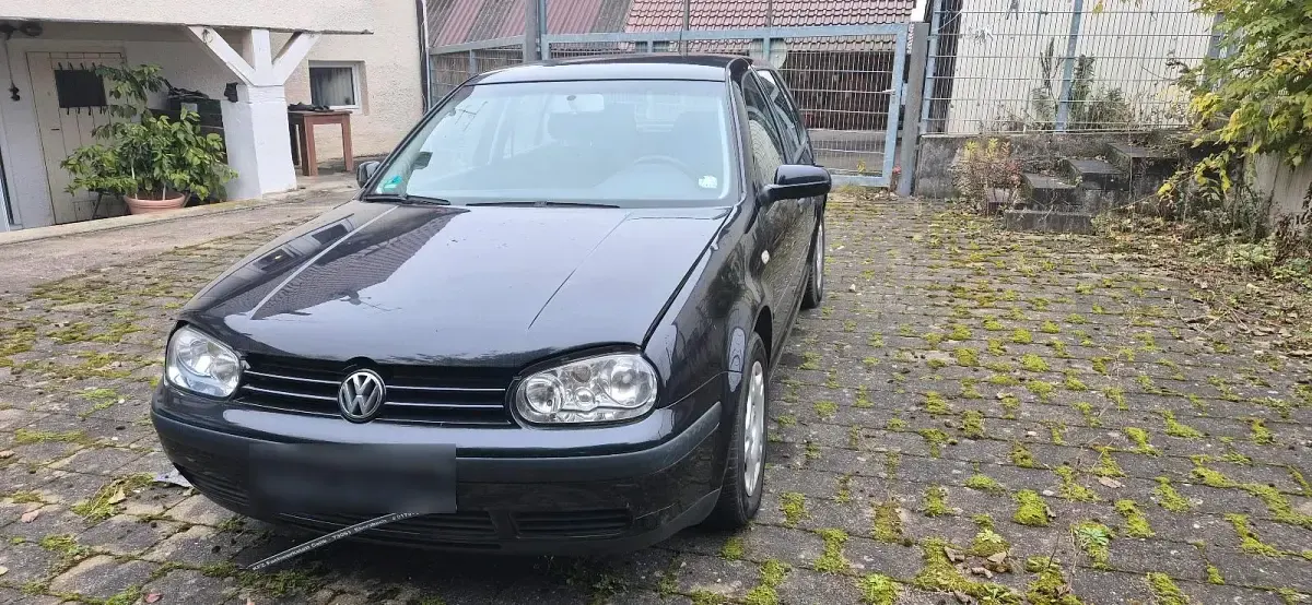 Brugt VW Golf IV 75 HK (55 kW) 2002 Sort Hatchback