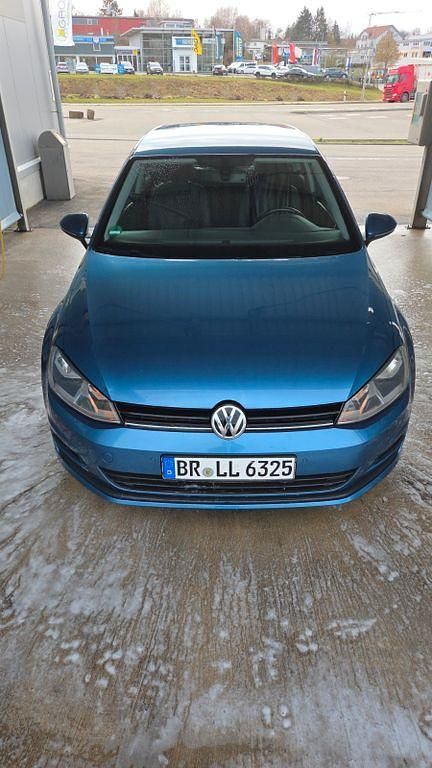 Gebraucht VW Golf VII 86 PS (63 kW) 2013 Blau Limousine