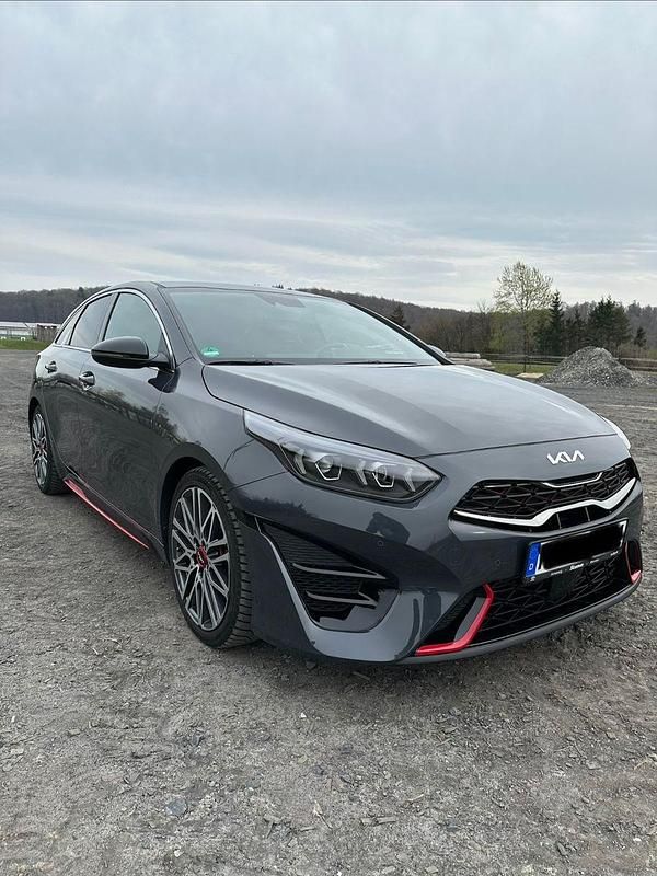 Gebraucht Kia ProCeed GT 204 PS (150 kW) 2023 Grau Kombi
