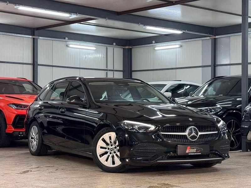 Gebraucht Mercedes C200 204 PS (150 kW) 2022 Schwarz Limousine