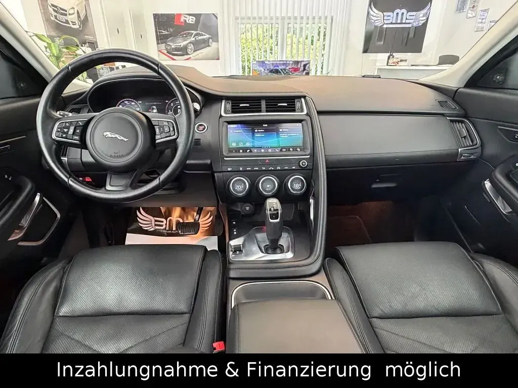 Gebraucht Jaguar E-Pace 241 PS (177 kW) 2017 Rot SUV