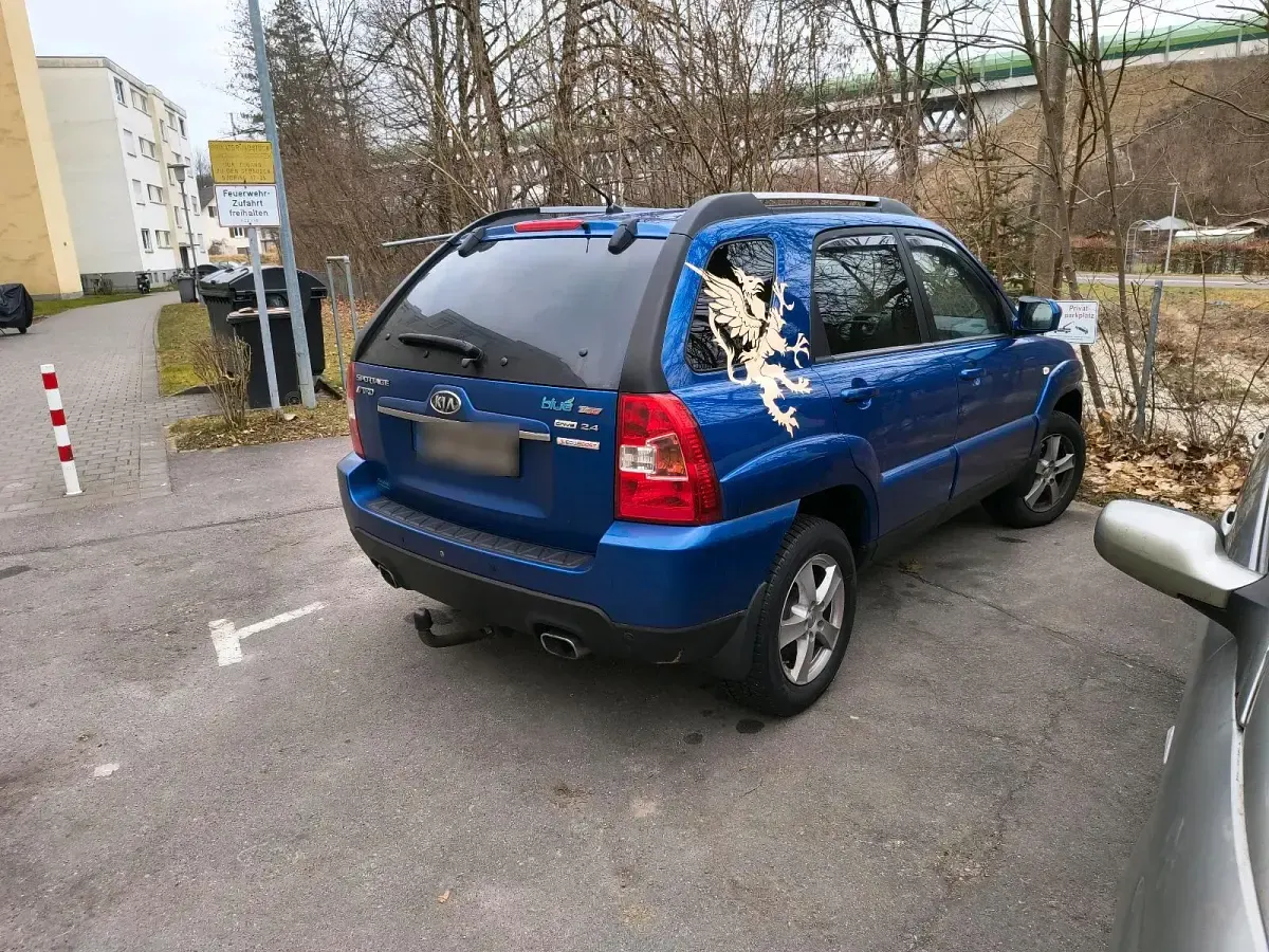 Gebraucht Kia Sportage 140 PS (102 kW) 2009 Blau SUV