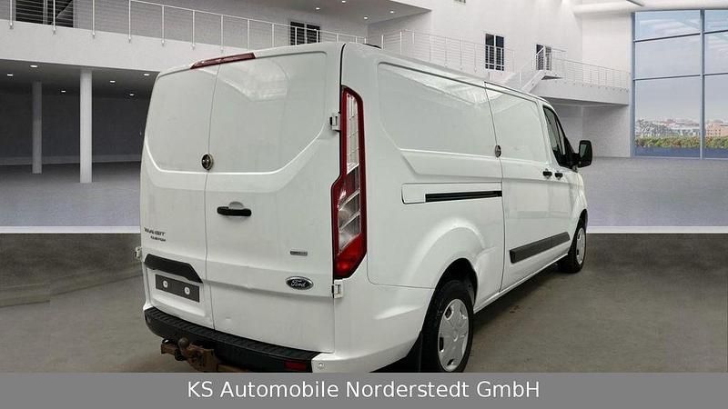 Gebraucht Ford Transit Custom Trend 131 PS (96 kW) 2018 Weiß Van / Kleinbus